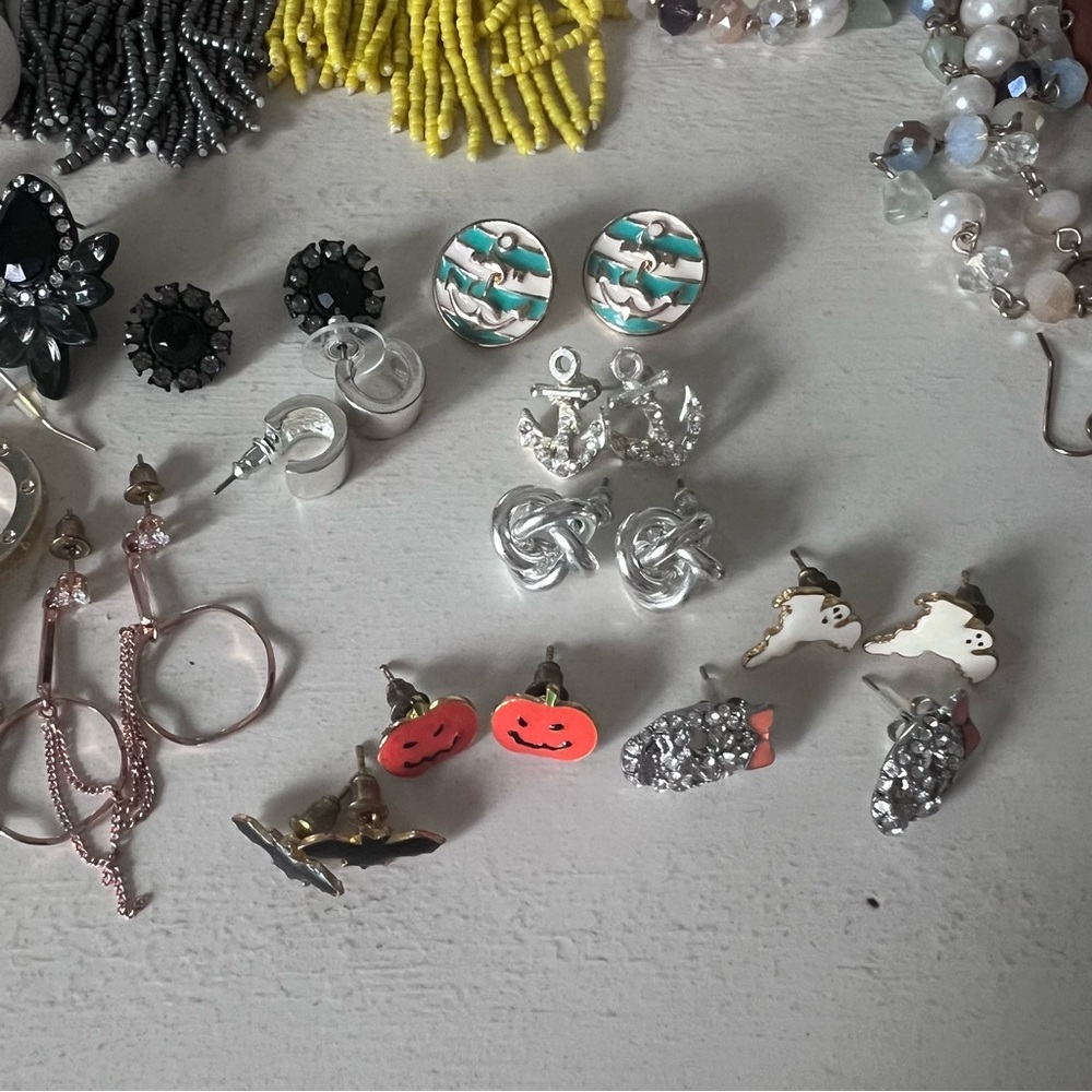 Jewelry Bundle - Picture 4 of 8